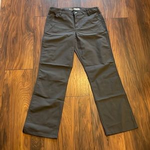 NWT Carhartt Women's Rugged Flex Loose Fit Canvas Work Pant|Size 10 Short